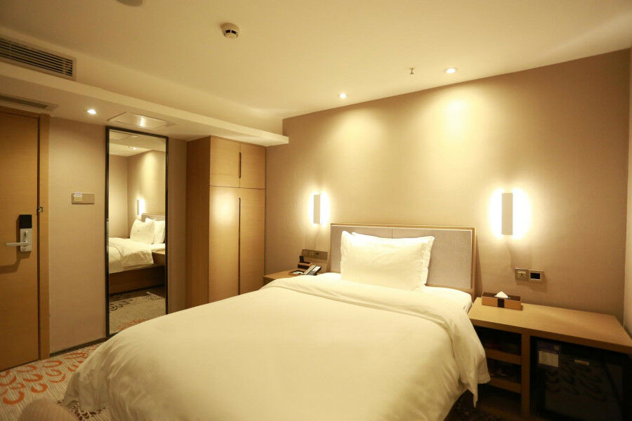Lavande Hotel Baogang Avenue Guangbai Xinyi Branch Guangzhou Exterior photo